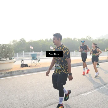 Runner Photo 6901784