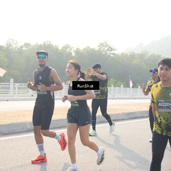 Runner Photo 6901788