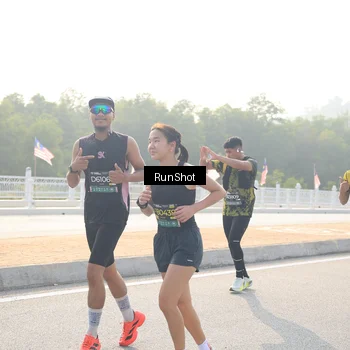 Runner Photo 6901796