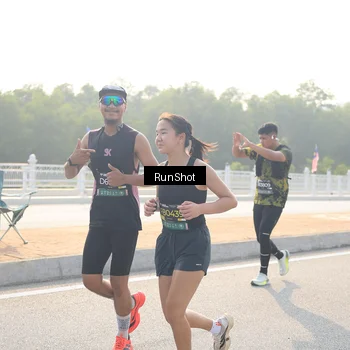 Runner Photo 6901809