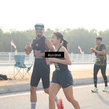 Runner Photo 6901812
