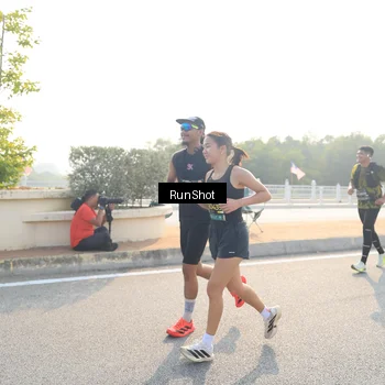 Runner Photo 6901821