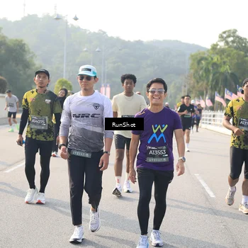Runner Photo 6901851