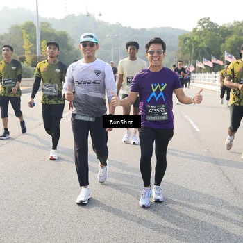 Runner Photo 6901877
