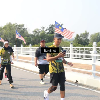 Runner Photo 6901891