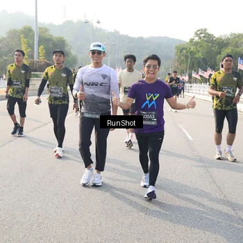 Runner Photo 6901892