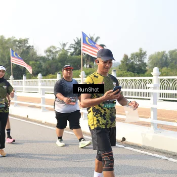 Runner Photo 6901896