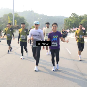 Runner Photo 6901915