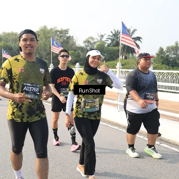 Runner Photo 6901919