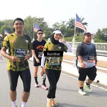 Runner Photo 6901932