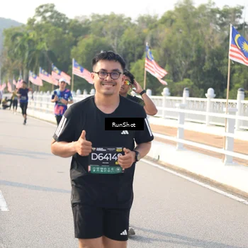 Runner Photo 6901983
