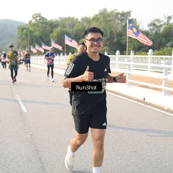Runner Photo 6901986