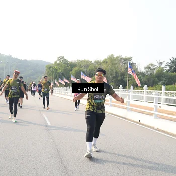 Runner Photo 6902015