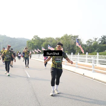 Runner Photo 6902017