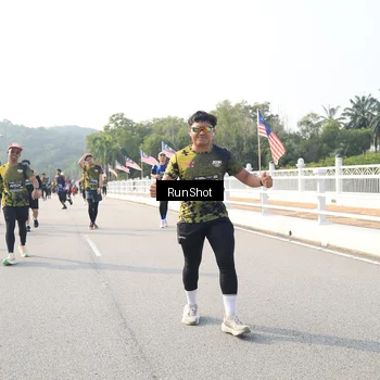 Runner Photo 6902033
