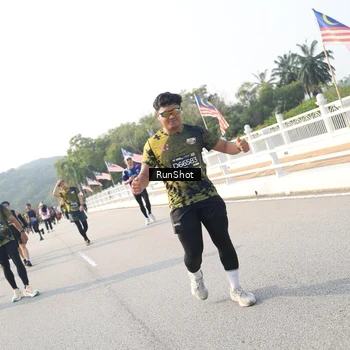 Runner Photo 6902045