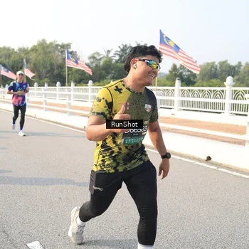 Runner Photo 6902059