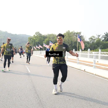 Runner Photo 6902064