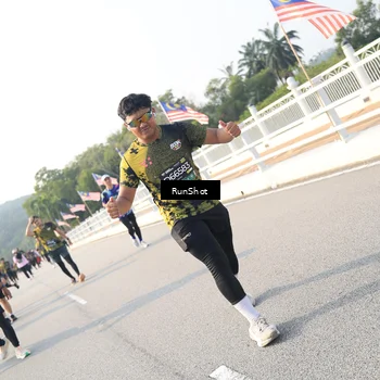 Runner Photo 6902065