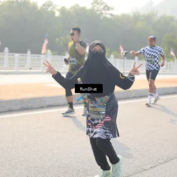 Runner Photo 6902103