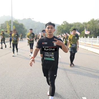 Runner Photo 6902142