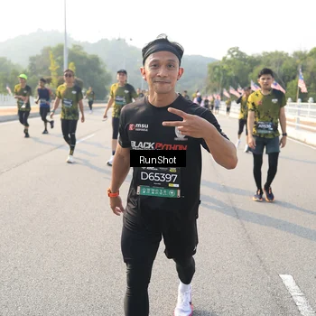 Runner Photo 6902151