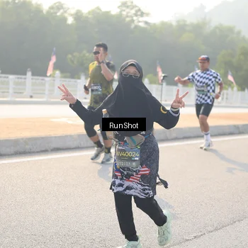 Runner Photo 6902161