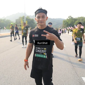 Runner Photo 6902163