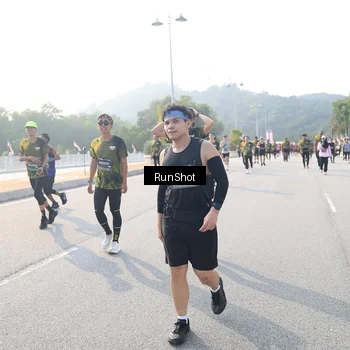 Runner Photo 6902186