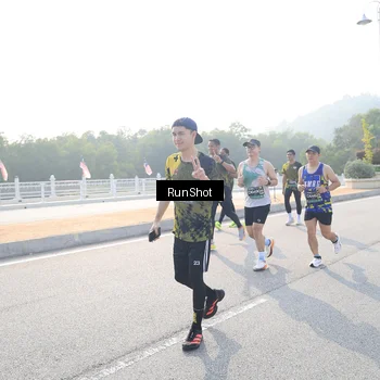 Runner Photo 6902305