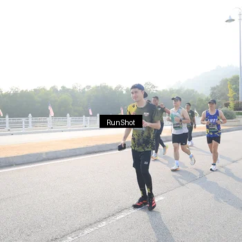 Runner Photo 6902318
