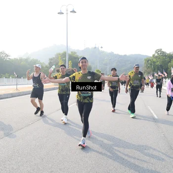 Runner Photo 6902327