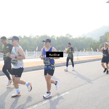 Runner Photo 6902341