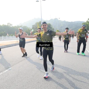 Runner Photo 6902347