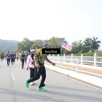 Runner Photo 6902374