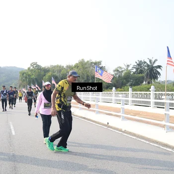 Runner Photo 6902375