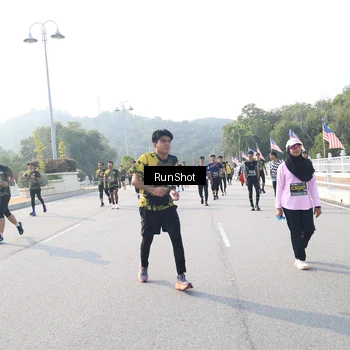 Runner Photo 6902377