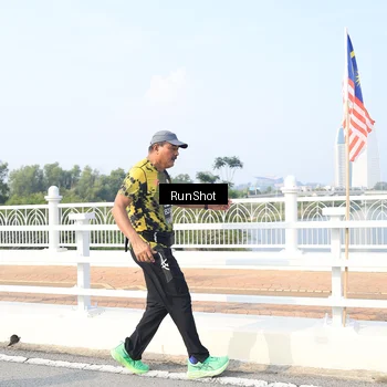 Runner Photo 6902404