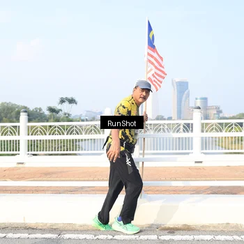 Runner Photo 6902435