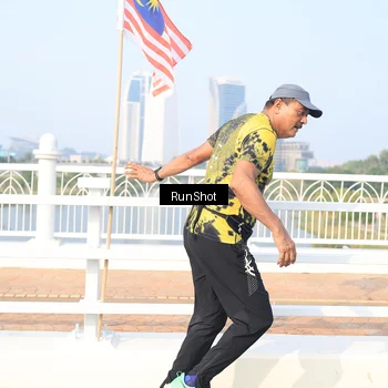 Runner Photo 6902444