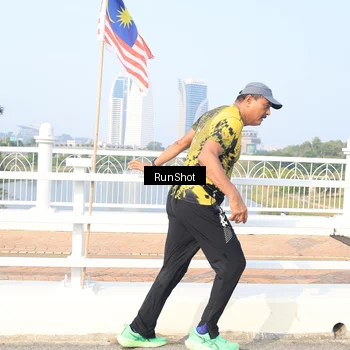Runner Photo 6902448