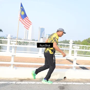 Runner Photo 6902449