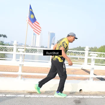 Runner Photo 6902451