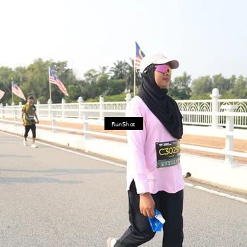 Runner Photo 6902477