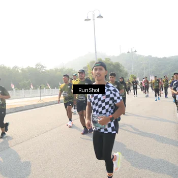 Runner Photo 6902492