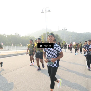 Runner Photo 6902494