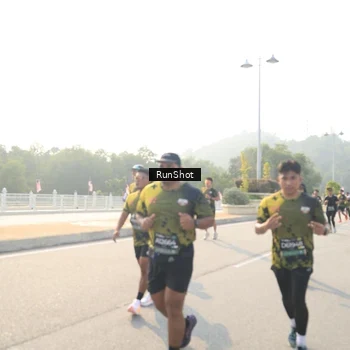 Runner Photo 6902514