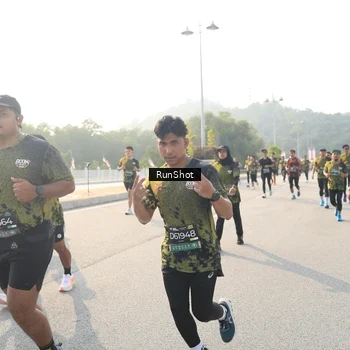Runner Photo 6902531