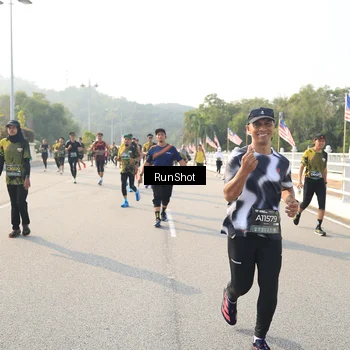 Runner Photo 6902541