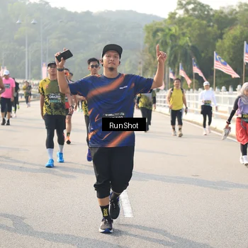 Runner Photo 6902585